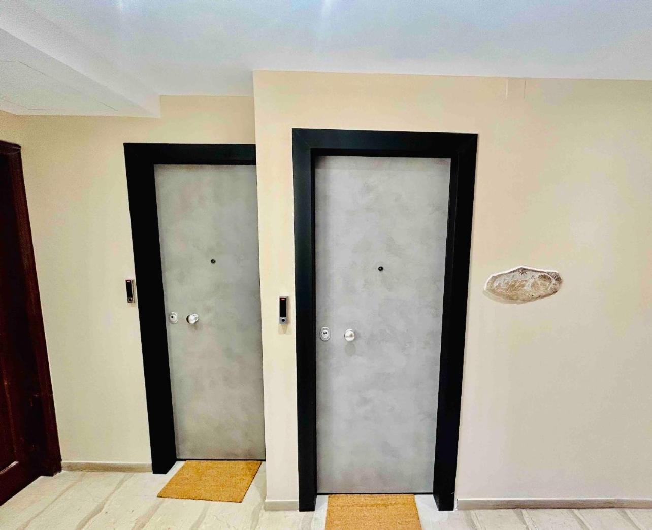 Port Twins Suites No2 Пирей Экстерьер фото